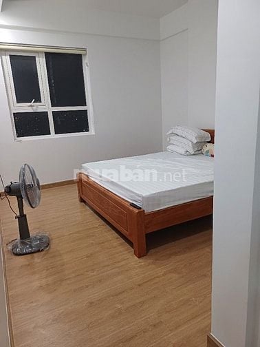 Cho thue căn hộ 2pn 2wc kinh dương vuong