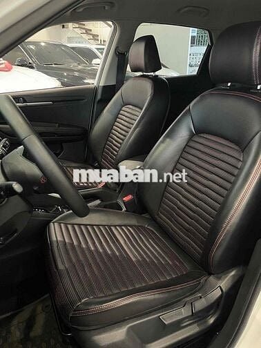 Kia Sonet 2023 Luxury 1.5 AT - 17000 km ***