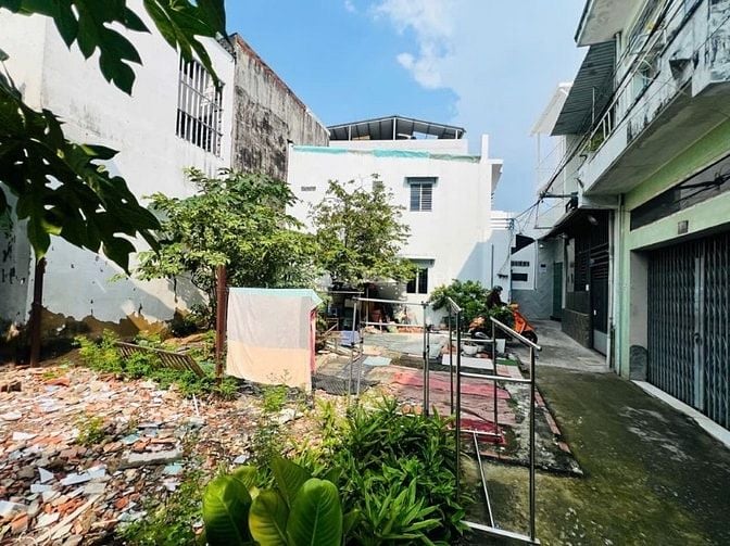 Bán Đất DT:56M2 Huỳnh tấn phát P. Phú thuận q7 chỉ nhĩnh 3 Đồng 