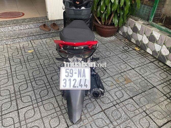 bán exciter 135 62zz bstp ( đang đứng UQ lần 2)