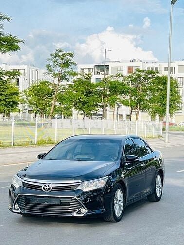Toyota Camry 2017 bản 2.0 E cực đẹp