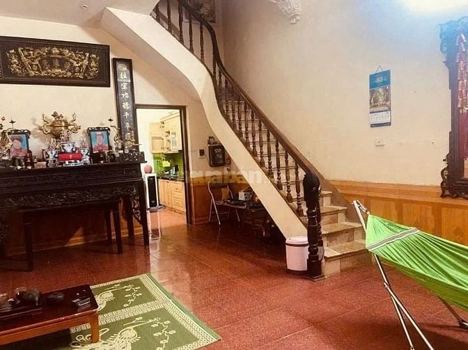 Chính chủ bán nhà mặt phố 133 Nguyễn Chính, lô góc 3 mặt, 77m,13,6 tỷ.