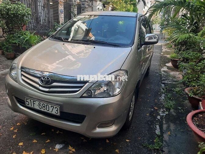 Toyota Innova 2008 G, gia đình