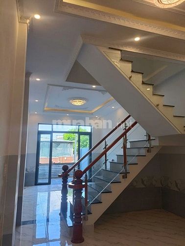 Bán nhà mặt tiền 120m2, 3,35 tỷ (còn thương lượng) tại Lê Minh Nhựt