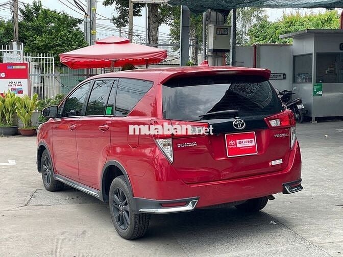 Toyota Innova 2018 2.0 Venturer - 80.600 km