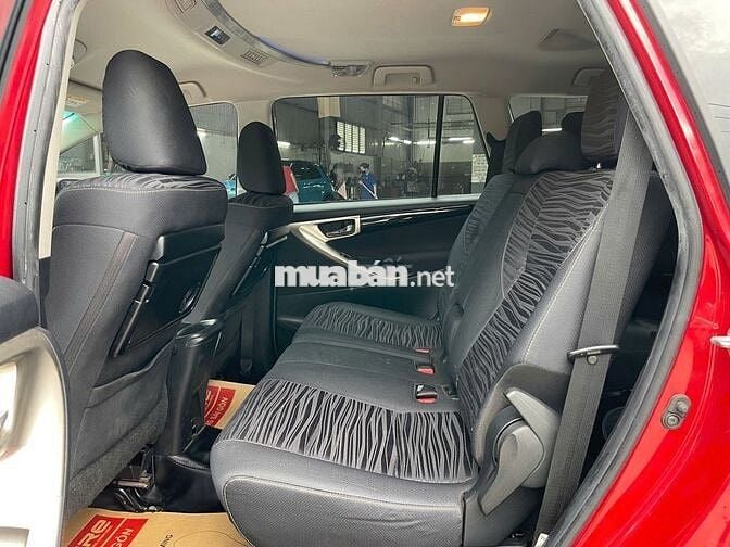 Toyota Innova 2018 2.0 Venturer - 80.600 km