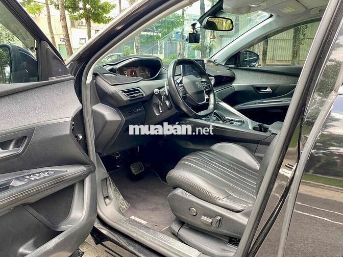 Peugeot 5008 2018 1.6L Turbo - 44000 km