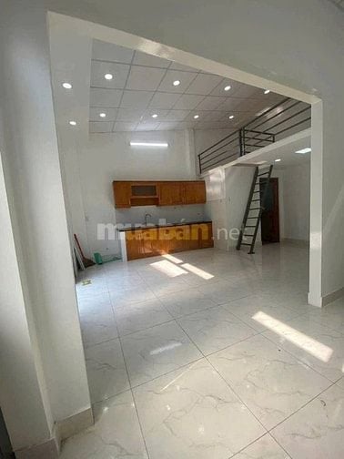 NHÀ MẶT TIỀN ĐƯỜNG LÊ LỢI, TRUNG CHÁNH, HÓC MÔN 