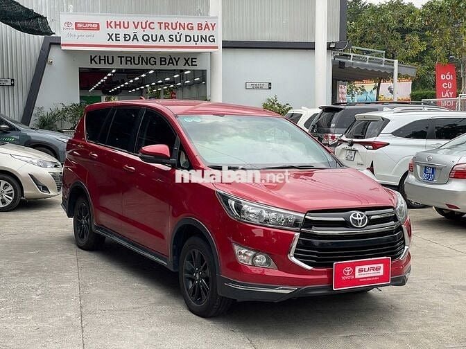 Toyota Innova 2018 2.0 Venturer - 80.600 km
