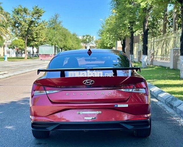 Hyundai Elantra 2022 Elantra 1.6 AT - 24000 km