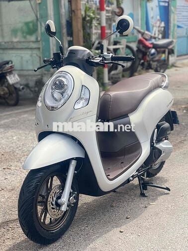 Scoopy 2025 chạy 3000km hàng bỏ mẫu