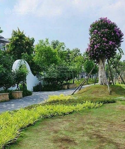 Bán biệt thự đơn lập 300m² view sông, quý 4/2025 nhận nhà giá tốt