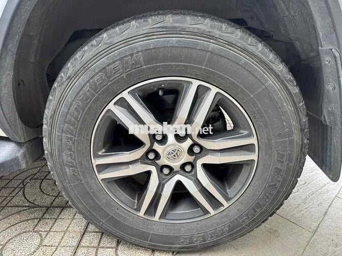 Toyota Fortuner 2020 Dầu 2.4 Tự Động Hãng
