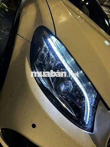 Mercedes C300 AMG Model Full 2020 - 82000 km