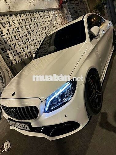 Mercedes C300 AMG Model Full 2020 - 82000 km