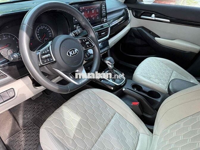 Kia Seltos 2021 Luxury 1.4 AT - 27000 km