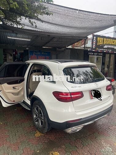 Mercedes Benz GLC 2019 200 - 4970 km