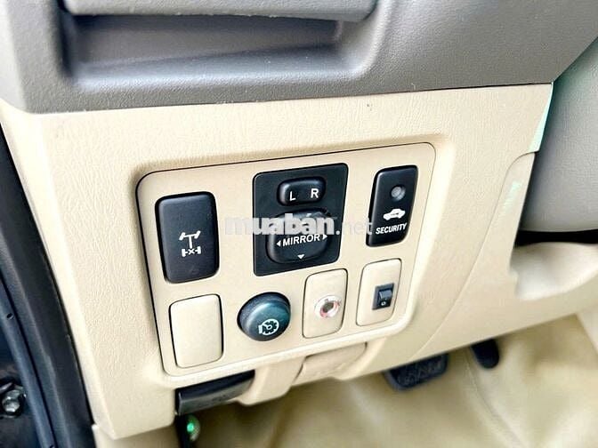 Toyota Fortuner 2009 2.7V 4x4 AT - đen đẹp
