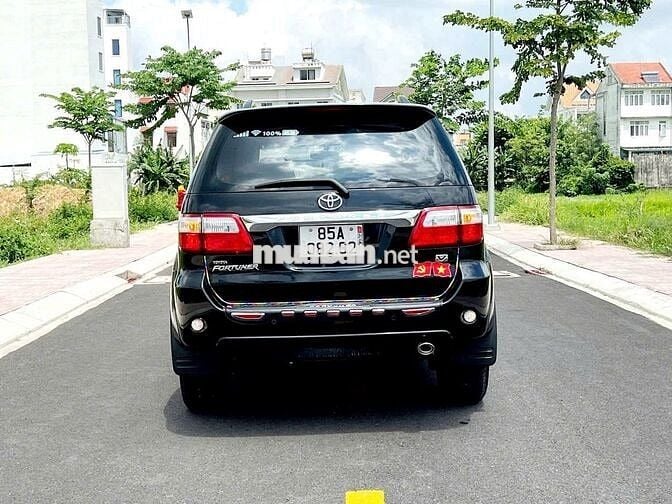 Toyota Fortuner 2009 2.7V 4x4 AT - đen đẹp