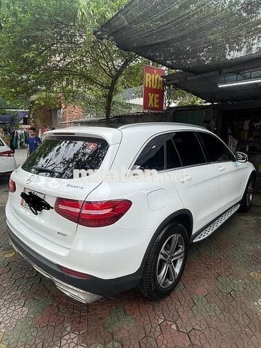 Mercedes Benz GLC 2019 200 - 4970 km