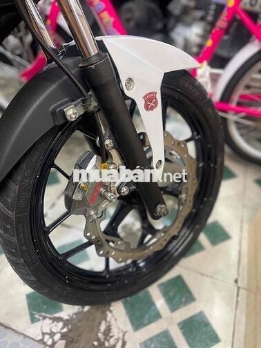 cửa hàng cần bán