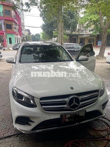 Mercedes Benz GLC 2019 200 - 4970 km