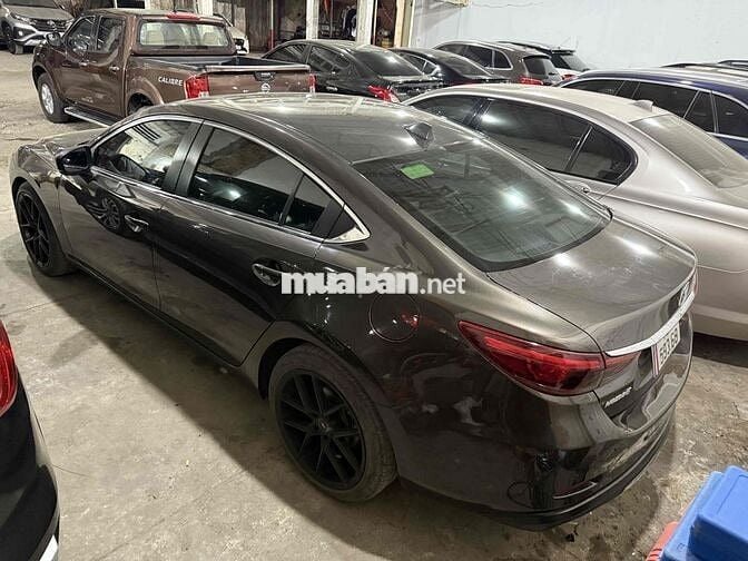 Mazda 6 2017 2.0 Premium - nhiều đồ chơi