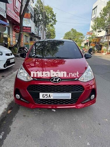 Huyndai i10 Hatchback AT 2018 (Xe Rất Mới)