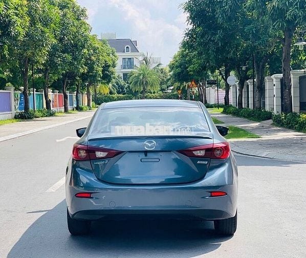 Mazda 3 2016 1.5 AT - 80000 km