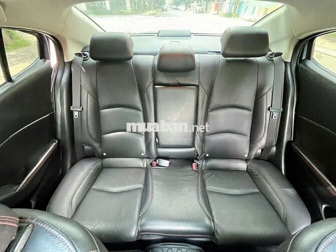 Mazda 3 2016 1.5 AT - 80000 km