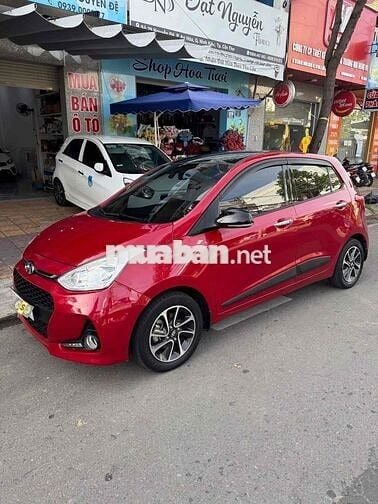 Huyndai i10 Hatchback AT 2018 (Xe Rất Mới)