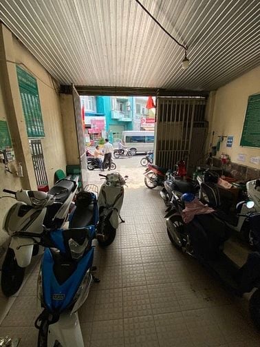 Bán nhà Mặt tiền Đào Duy Anh, P.9, Q.PN. DT 5,1x23,5m. T2L Giá 25tỷ