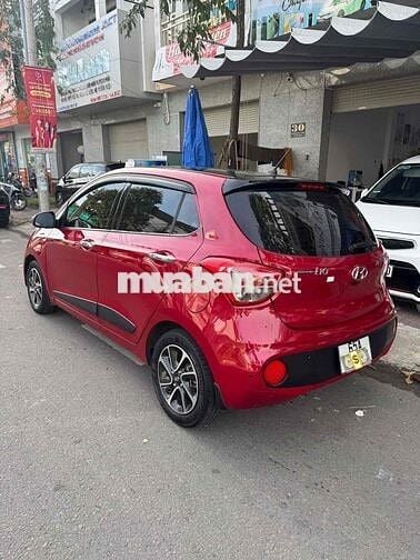 Huyndai i10 Hatchback AT 2018 (Xe Rất Mới)