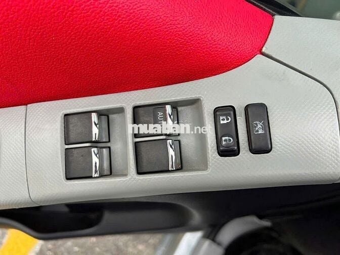 Toyota Yaris 2009 1.3 AT - Ghi bạc đẹp