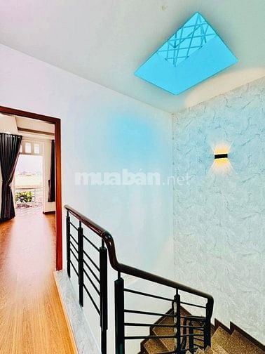 Nhà 4 x 13 đúc 1 trệt 3 lầu MẶT TIỀN đường số 4 phường 16 gò vấp 