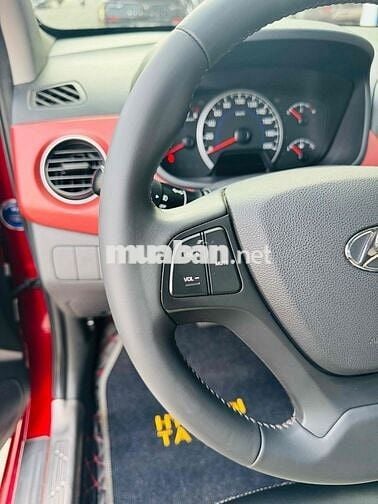 Huyndai i10 Hatchback AT 2018 (Xe Rất Mới)