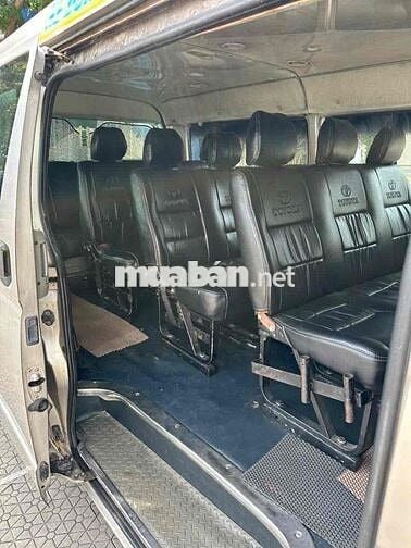 Toyota Hiace 2006 16 chỗ máy dầu chính chủ