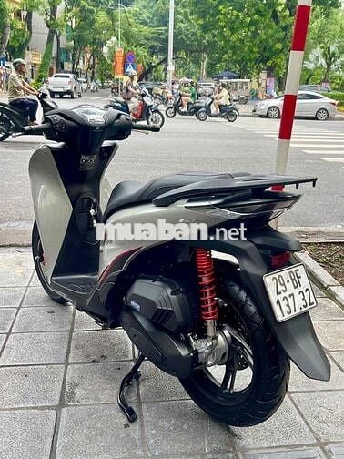 XE MÁY GIÁNG MẠNH - Honda SH 160 2025 Xi Măng ABS