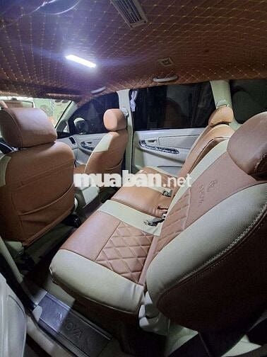 Toyota Innova 2008 J - 132000 km