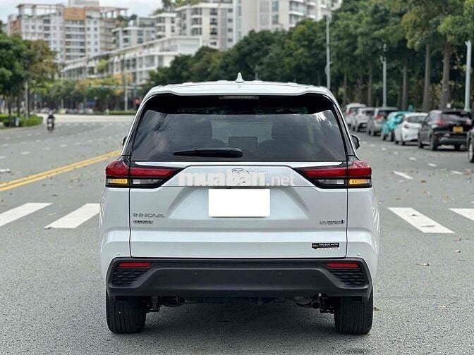 Bán gấp Innova Hybrid 2024 đk 5/25 Hiếm có khó tìm