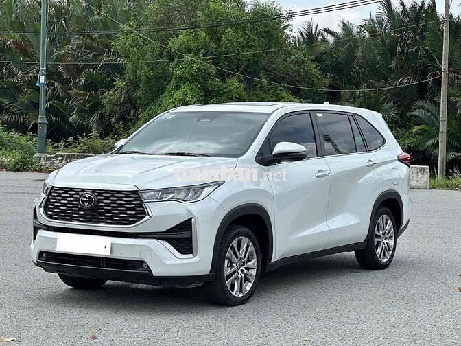 Bán gấp Innova Hybrid 2024 đk 5/25 Hiếm có khó tìm