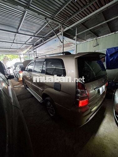 Toyota Innova 2008 J - 132000 km