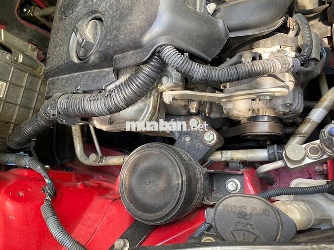 Toyota Yaris 2013 RS 1.5 AT - 20000 km