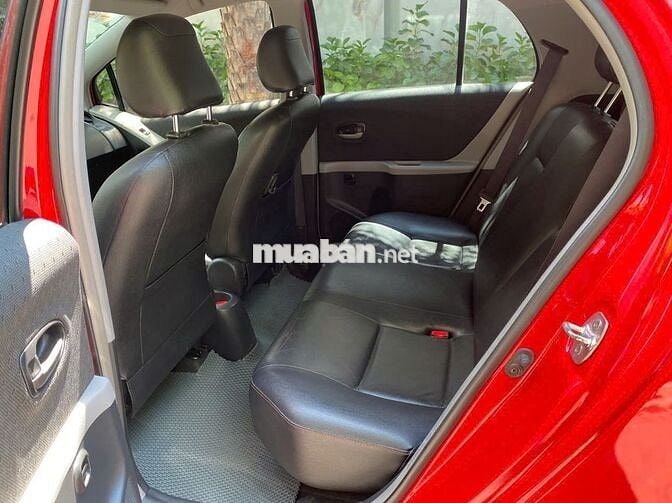Toyota Yaris 2013 RS 1.5 AT - 20000 km