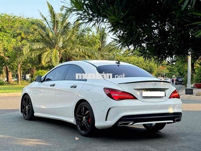 Mercedes CLA 250 4Matic 2018 chỉ 8XX đúng CHẤT