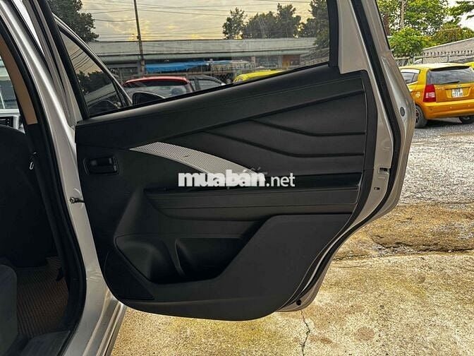 Mitsubishi Xpander 2024 sơn zin 100%, 20.000km