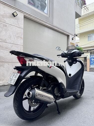 CẦN BÁN XE SH-150i Nhập Ý - 2 đĩa trắng đen .