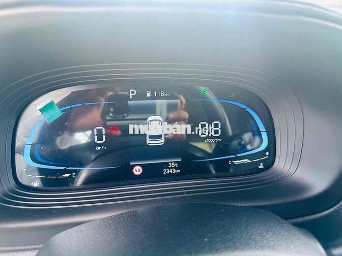 Hyundai Venue 2025 - 2000 km