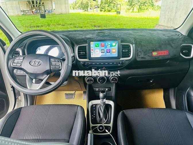 Hyundai Venue 2025 - 2000 km
