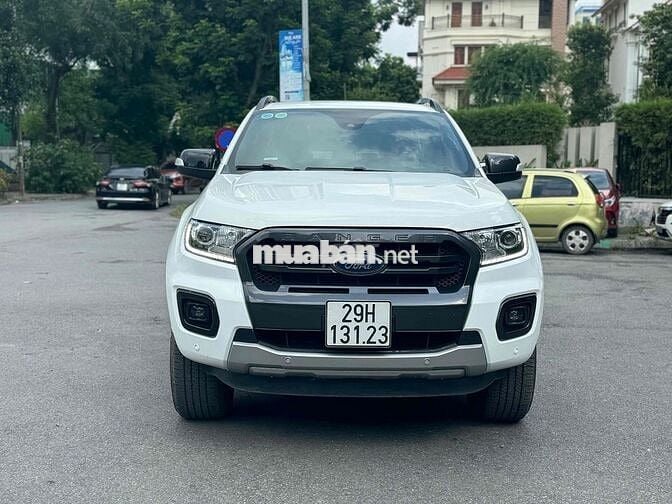 Ford Ranger 2018 Wildtrak 2.0L 4x2 AT - 900000 km